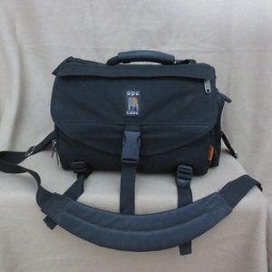 Ape Case ACPRO1200 PRO Series Black Camera Case Versatile DSLR Tote Gear Size M